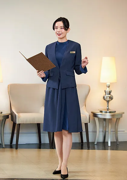 美容クリニック受付スタッフのユニフォーム着用イメージ